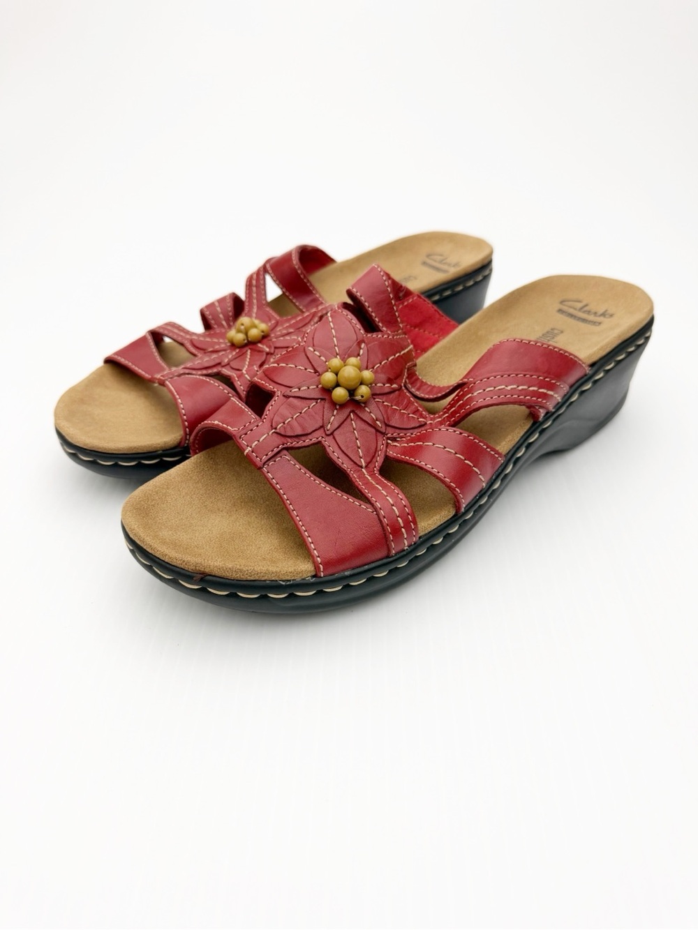 Clarks Lexi Myrtle Red Leather Beaded Wedge Sandals Shoes